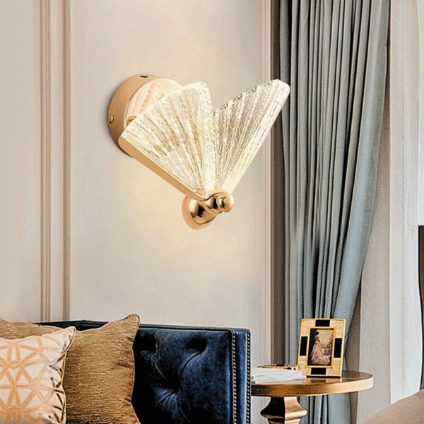 Arandela Led Borboleta Dourada G 23cm Decorativa Moderna - Imagem 4