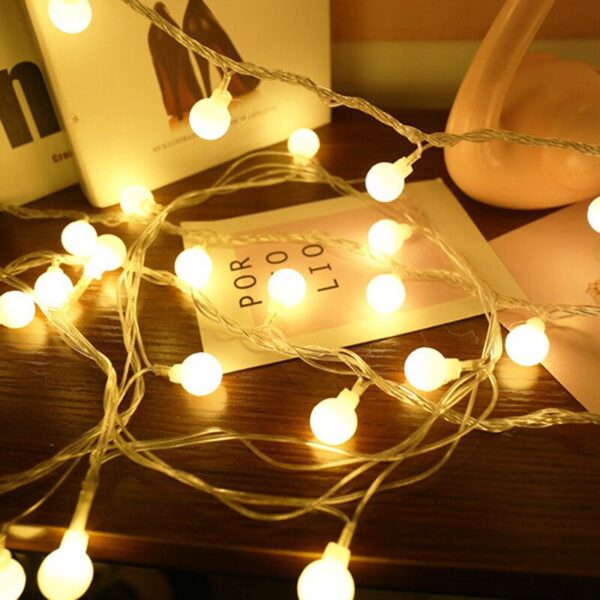 Pisca Cordão 40 Leds Morno Amarelo Bola Decoração Casamento - Imagem 3